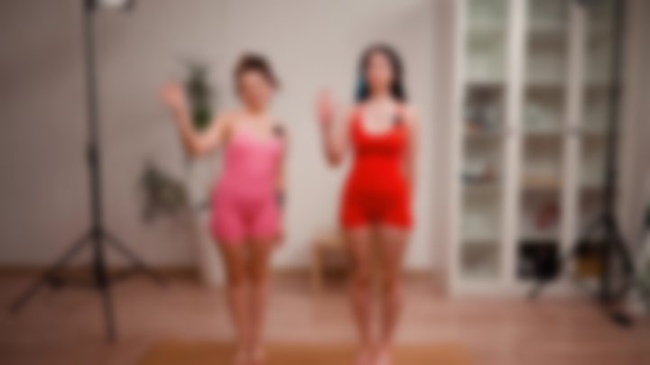 POWERFUL PARTNER STRETCH ROUTINE WITH NIKA AND LUNA AT HOME — YOGA QUEENS