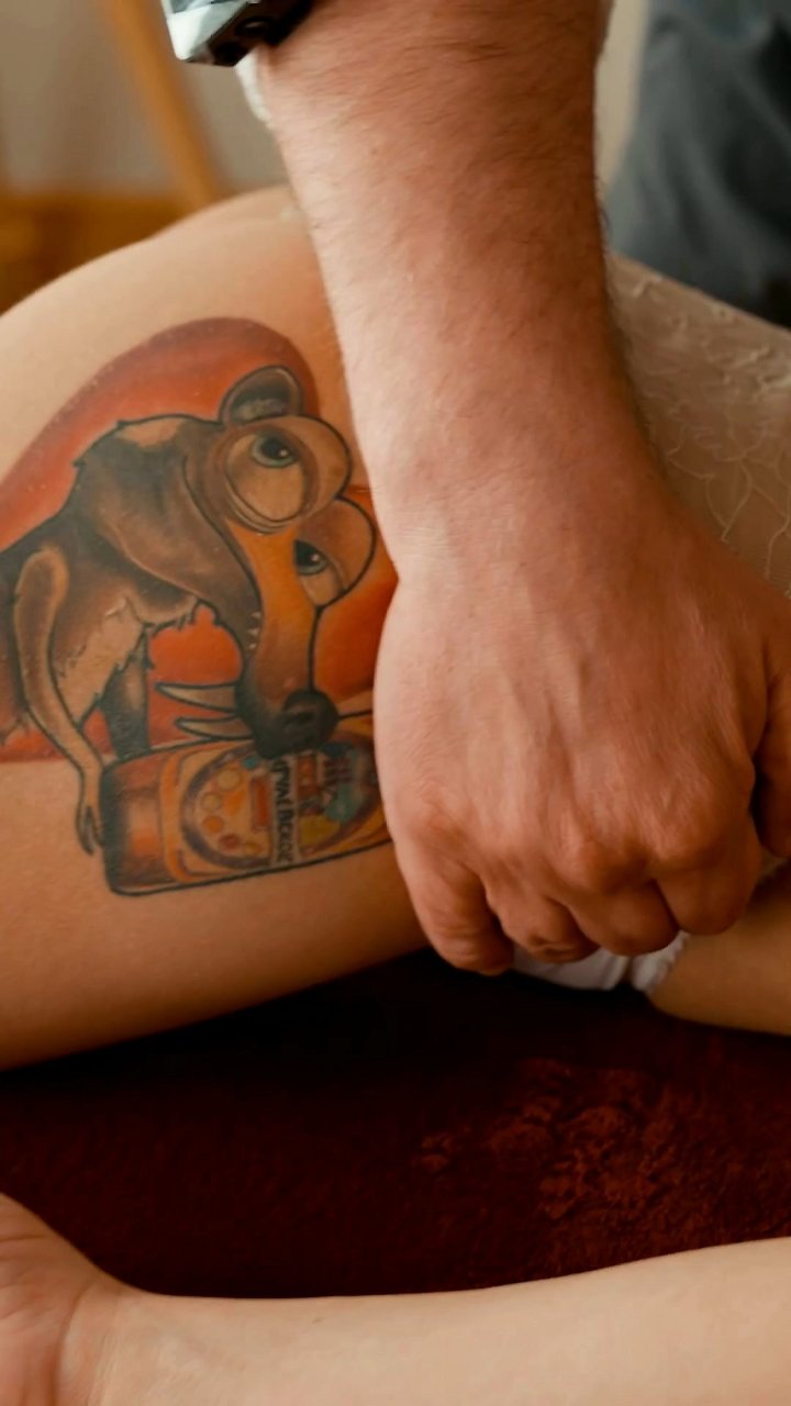Here's why our deep tissue hip massage works so well: