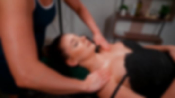 SENSUAL ASMR DECOLLETE MASSAGE 🌹 FOR ANNA QUEEN | SPA RELAX 🔥 — Massage Queens
