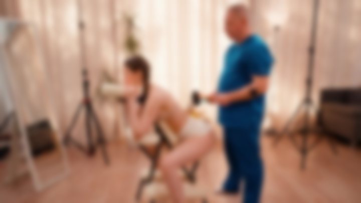 PERCUSSION TOOL MASSAGE | Maxim’s Massage Hammer Session (Yulia) — YOGA QUEENS