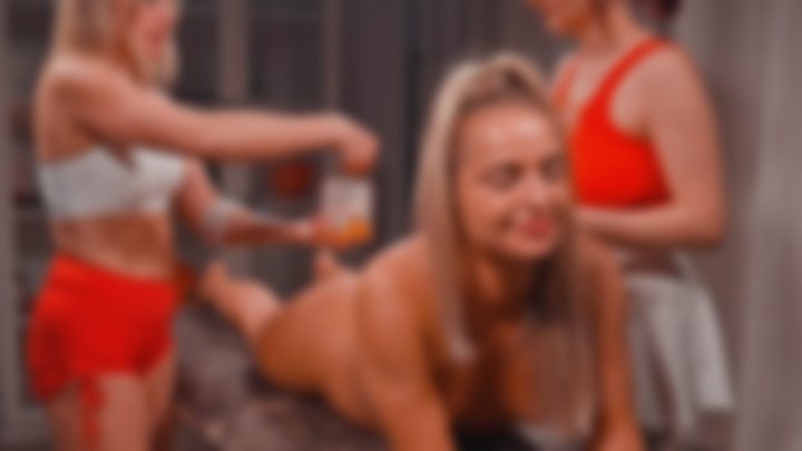 HONEY MASSAGE — OKSANA & MARIA × MARIA | TABLE SESSION — Oxy Massage