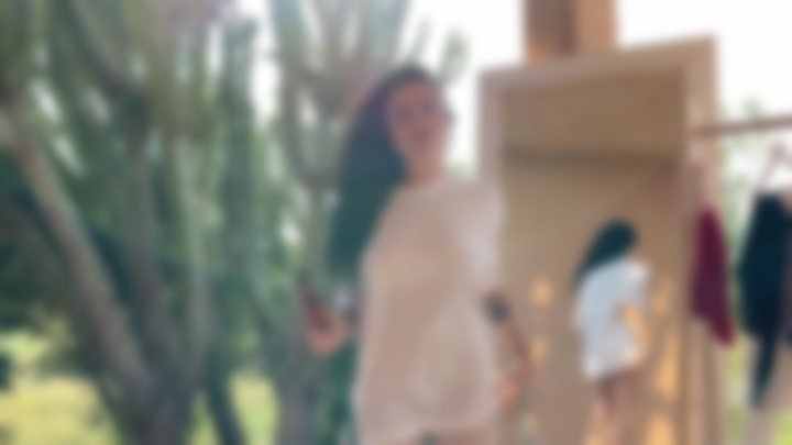 BACKSTAGE WITH ELISE — The Art of Touch