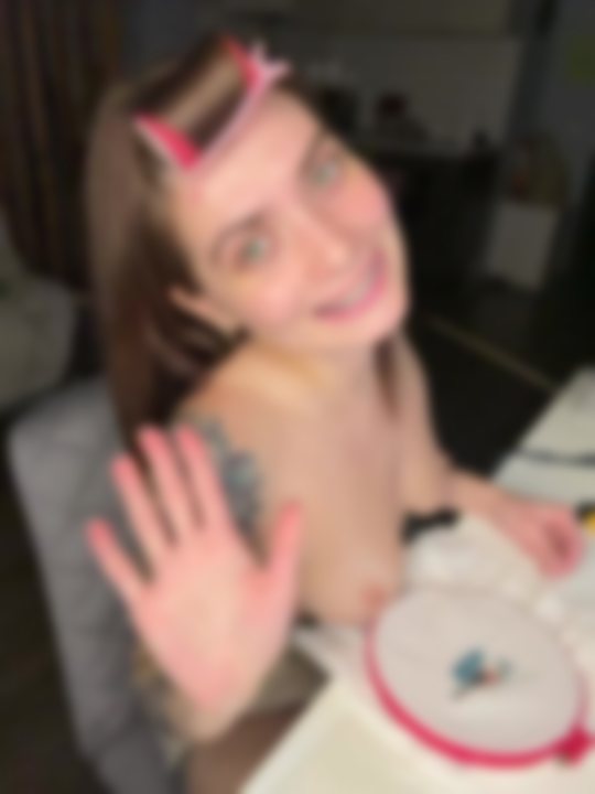 POV EMBROIDERY SESSION — NU 18+ ASSOL ✨🪡 — Massage Queens
