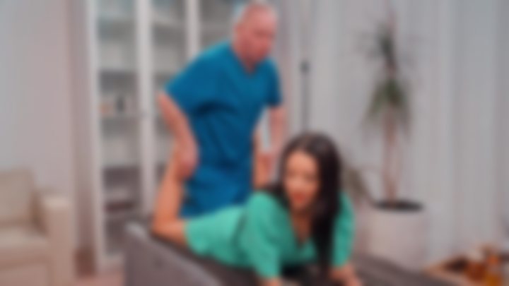 DEEP TISSUE & CHIROPRACTIC ADJUSTMENT — NU 18+ MAX × OKSANA | TABLE SESSION 💧  — Massage Queens