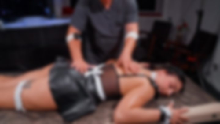 REAL MANUAL THERAPY ✨ | MAXIM RELEASES MARIA’S MUSCLE TENSION — YOGA QUEENS