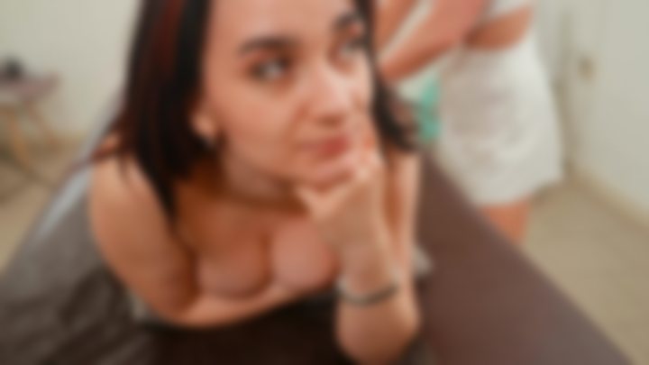OIL LEG MASSAGE 💦 — OXY GIVES ME A TENDER SESSION 🌹 | WARM ESCAPE — Maria Mist