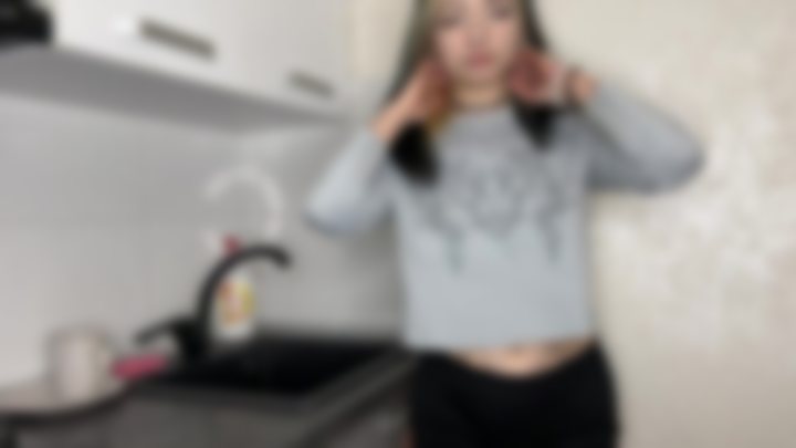 ALISA'S NU CLEANING AROUND THE HOUSE 🧼🧽 — Aura Touch