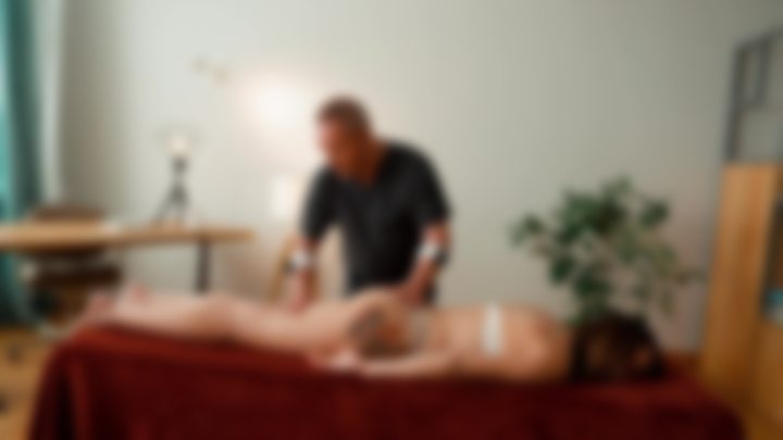 FIRST TOUCH 🖤💥 MAX’S MANUAL MASSAGE FOR KERI — PART 1   — Massage Queens