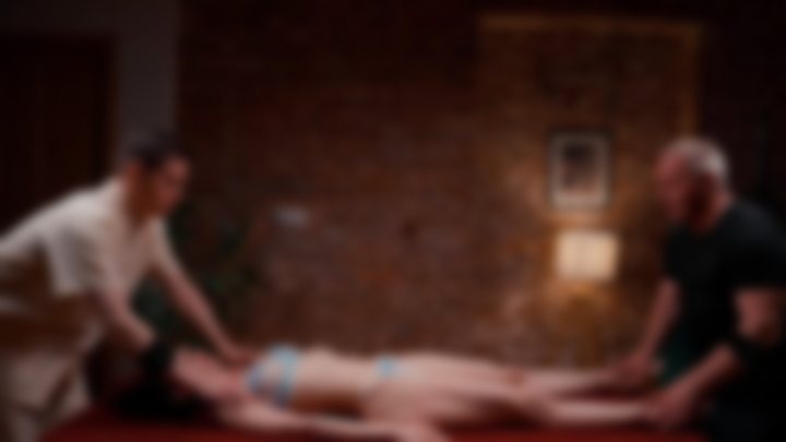 TWO PROFESSIONALS, ONE GOAL 🌿 Relaxing Massage for Kristina — YOGA QUEENS