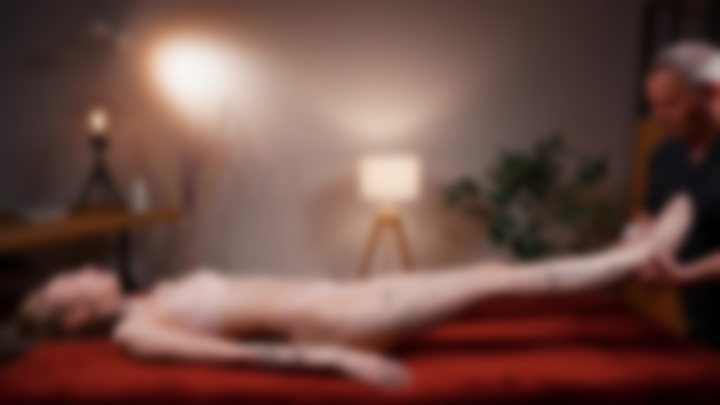 RELAX & UNWIND 💆‍♀️ Oksana’s Pajama Massage by Maxim — YOGA QUEENS