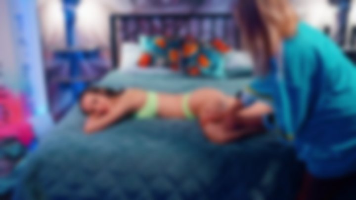 RELAXING MASSAGE SESSION | Oksana Treats Kristina to a Soothing Massage in PJs — YOGA QUEENS